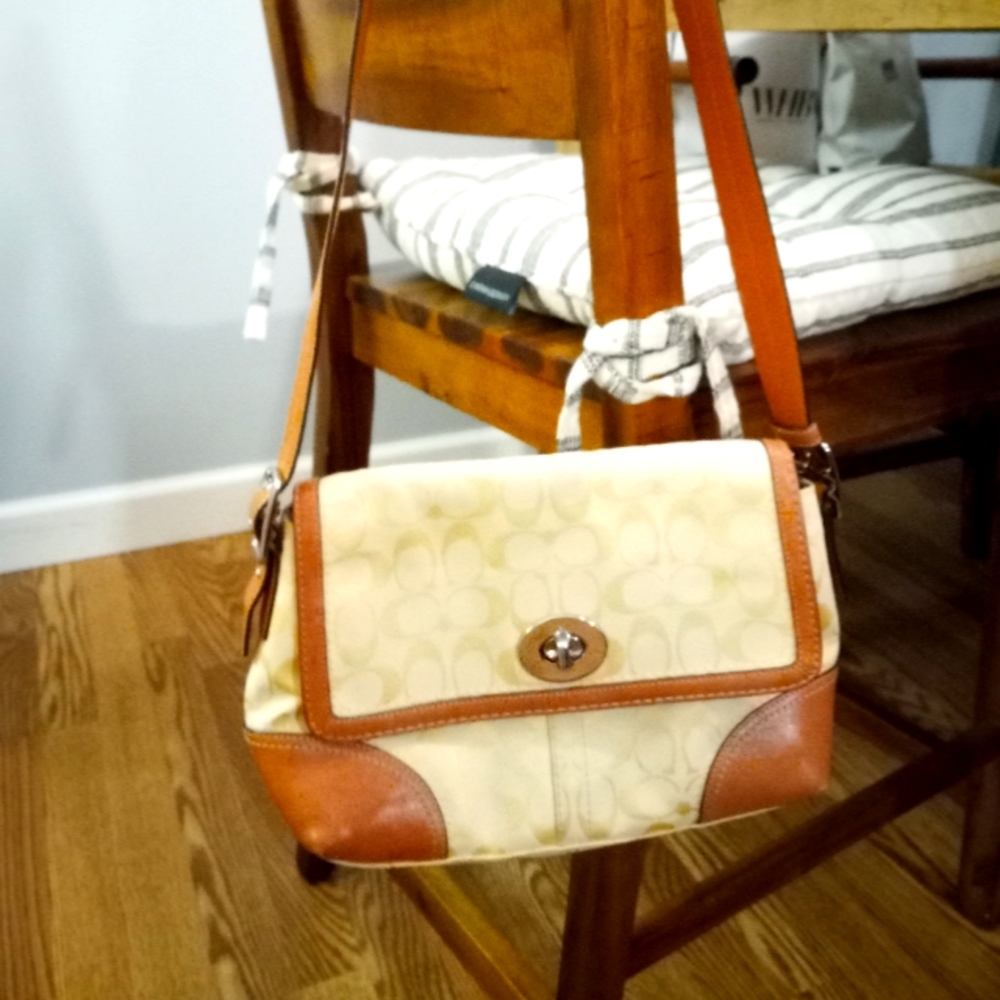 Coach Shoulder Bag